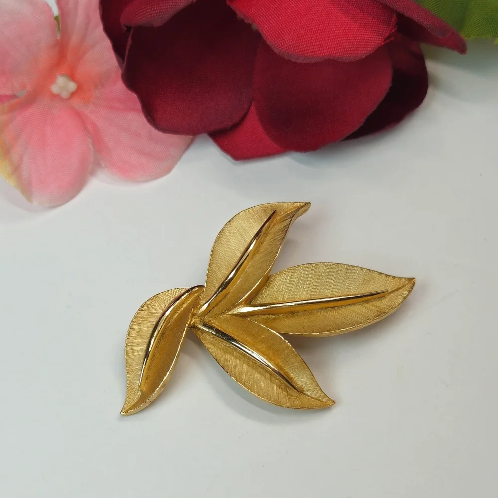 Vintage Trifari Golden Leaf Brooch Signed Statement Brooch